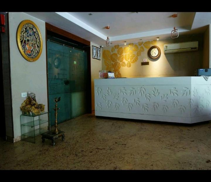 Hotel Deviram Palace Агра Экстерьер фото