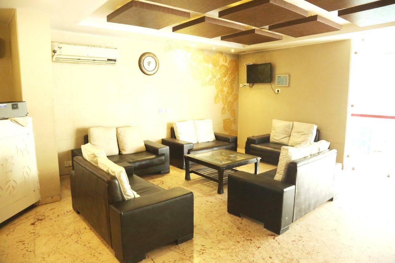 Hotel Deviram Palace Агра Экстерьер фото