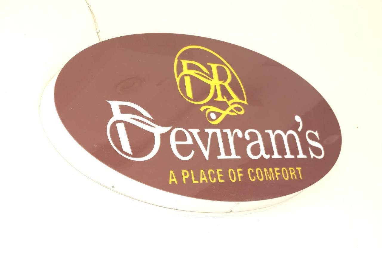 Hotel Deviram Palace Агра Экстерьер фото